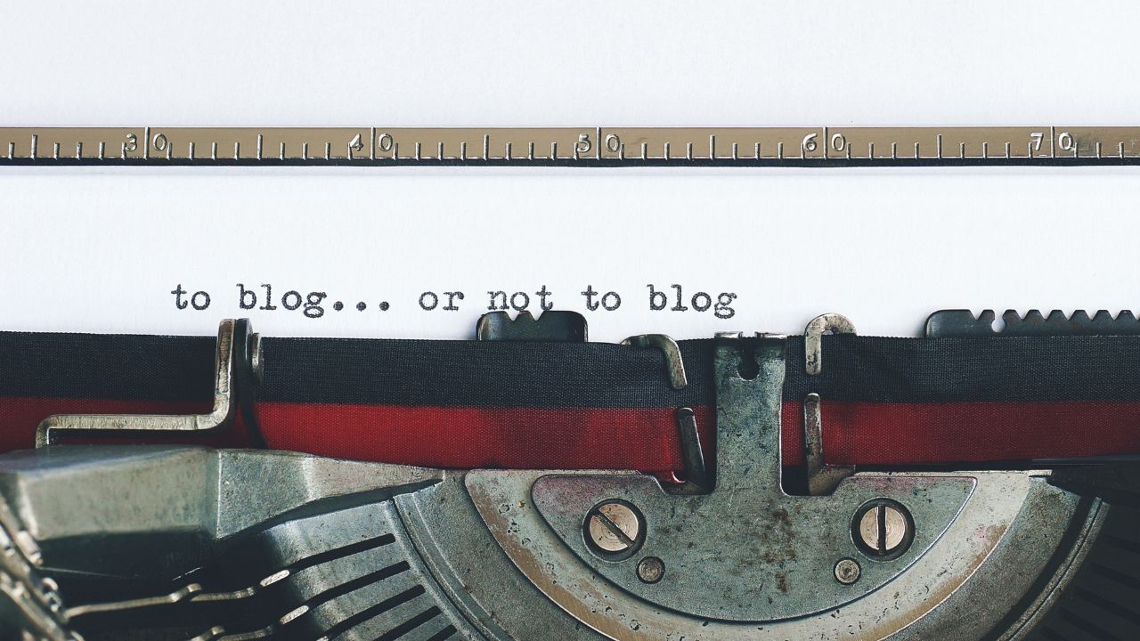 Featured image for Writing With AI's article template